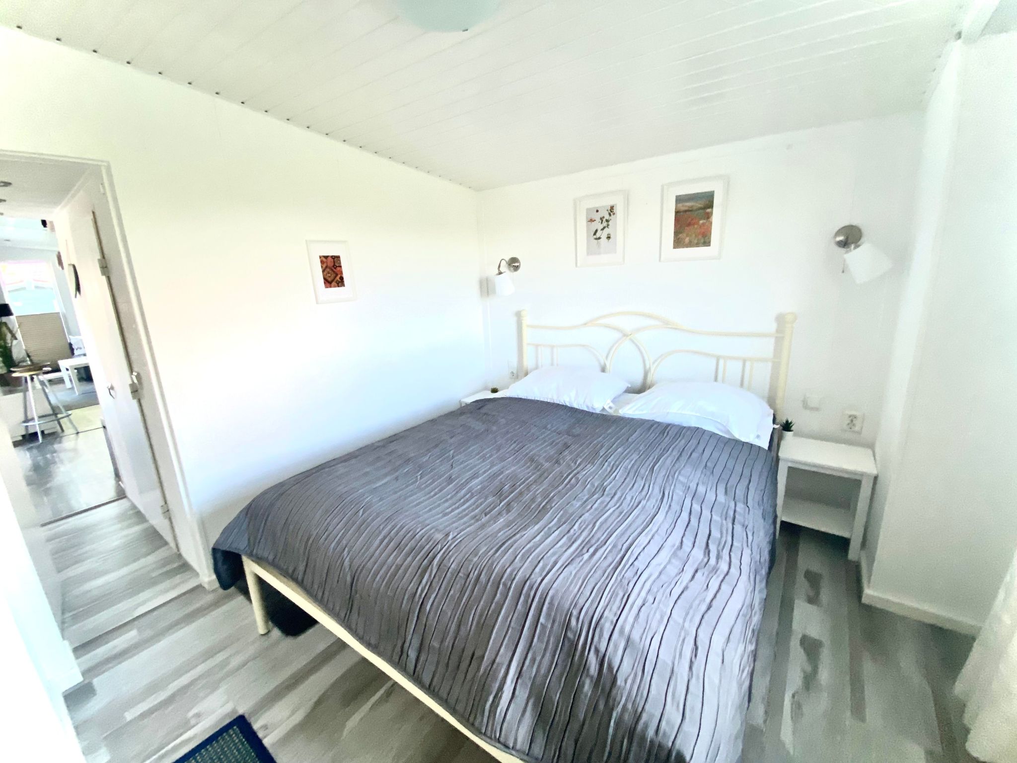 Isabella-Image-tags.info