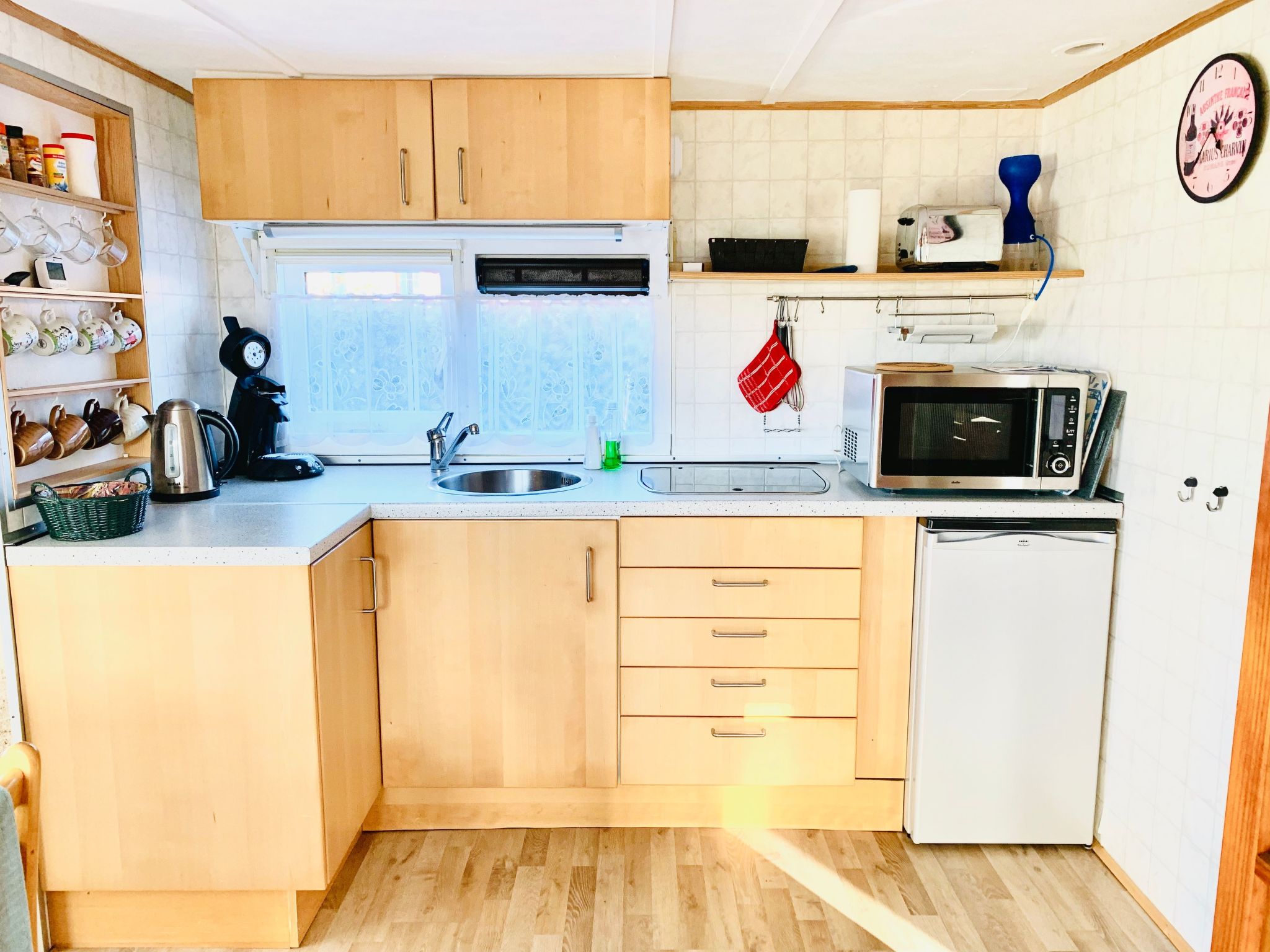 Balu-Image-tags.info