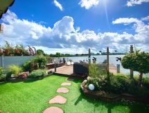 Luxe bungalow direct aan het IJsselmeer in Wervershoof - thumbnail 1