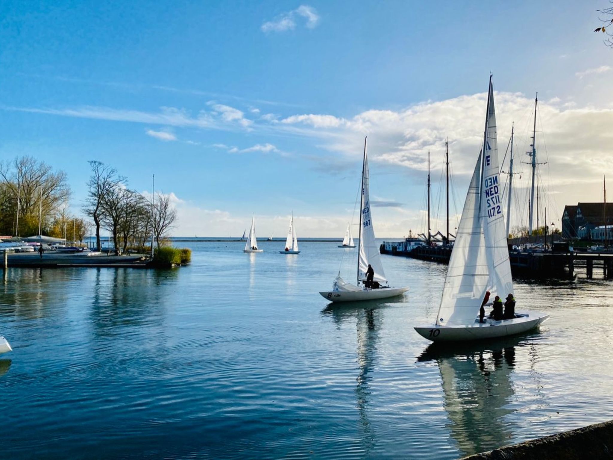 Haus Good Times-Image-tags.info