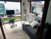 Kleine Hemeltje: knus vakantiehuisje aan het water in Wervershoof - thumbnail 6
