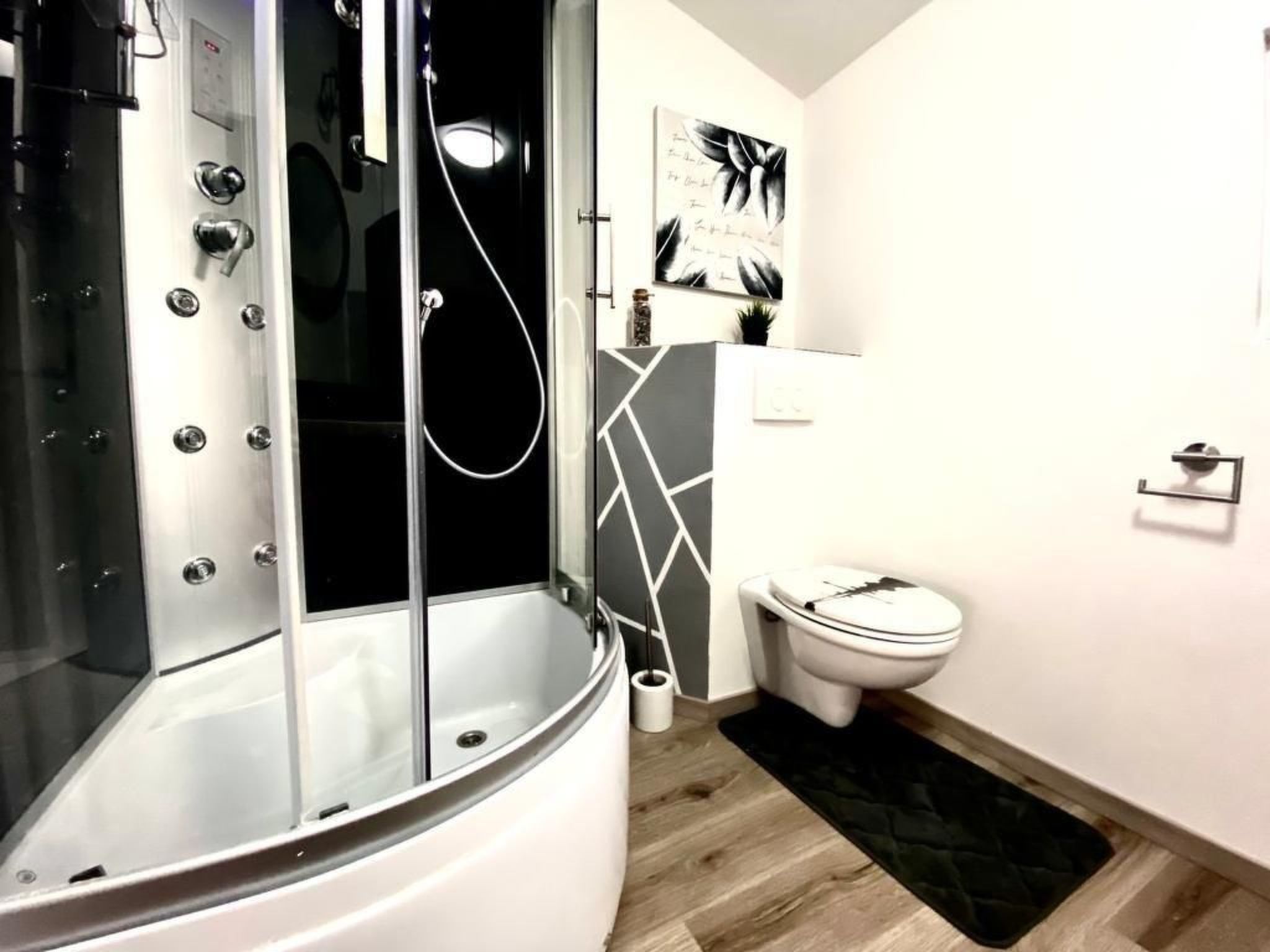 Luna-Image-tags.info