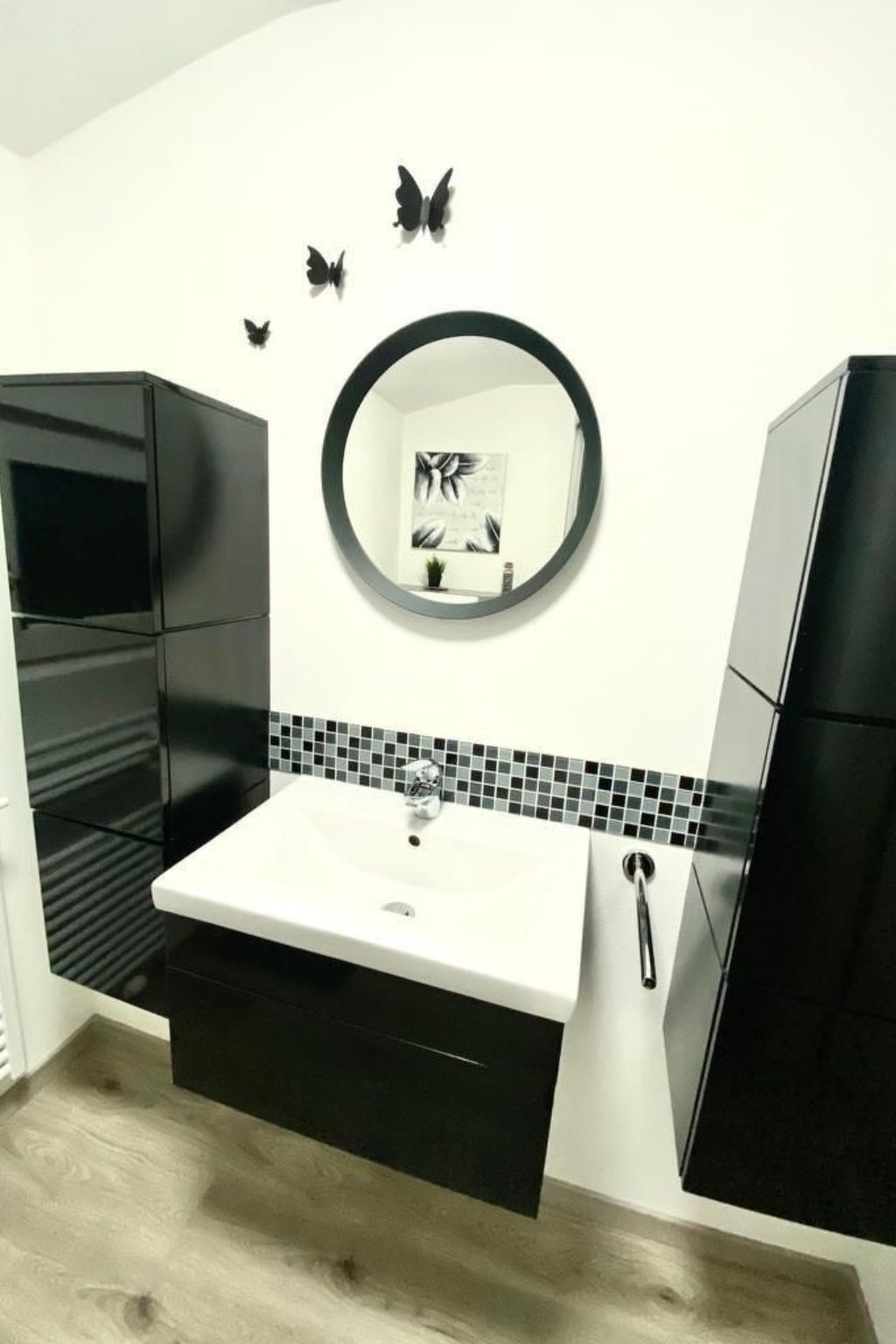 Luna-Image-tags.info