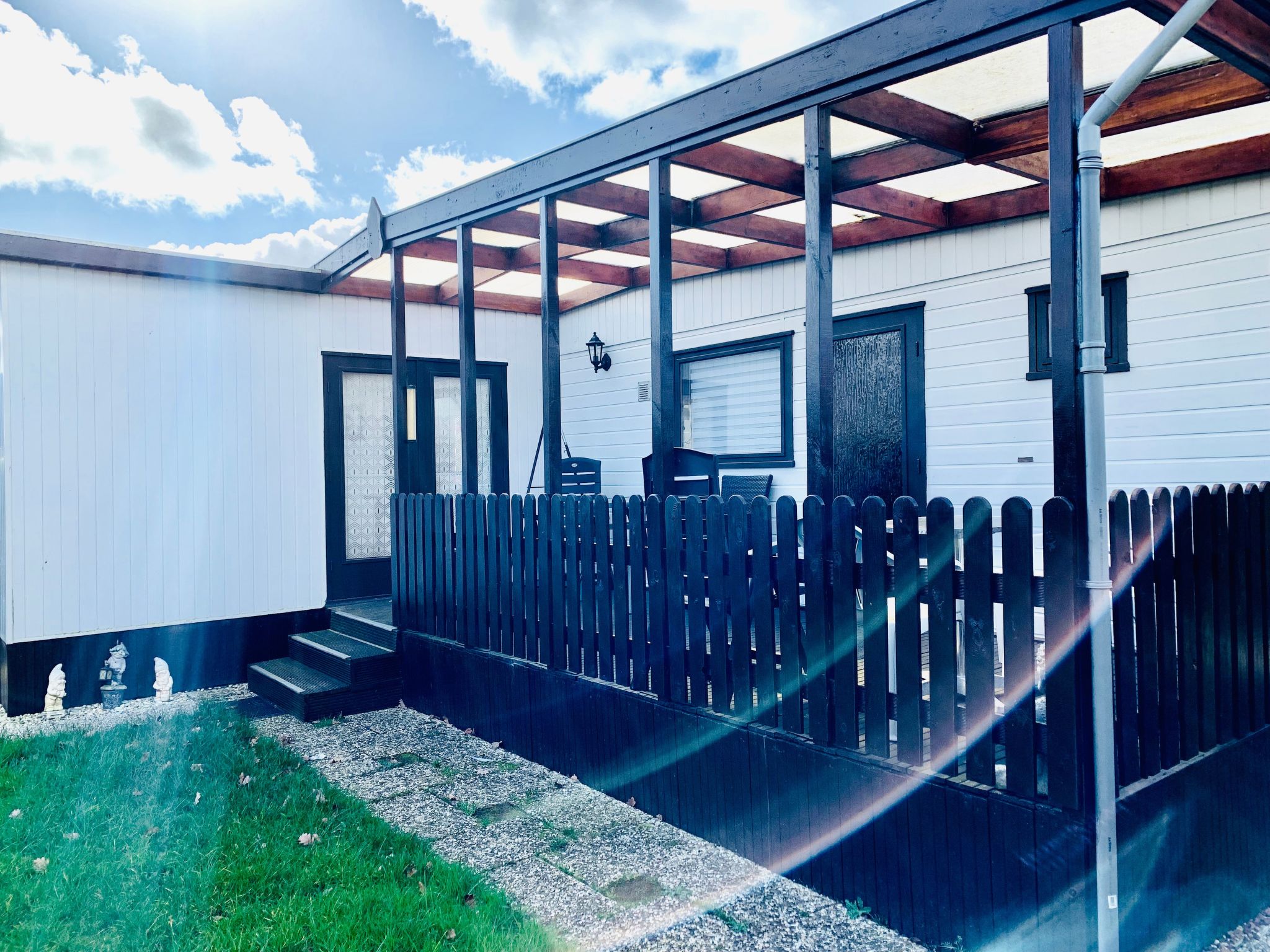 Familienfreundliches Ferienhaus "Angel" mit Garten-Image-tags.info