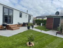 Haus Jeff: Knusse bungalow aan het IJsselmeer voor 6 personen - thumbnail 2