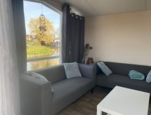 Haus Jeff: Knusse bungalow aan het IJsselmeer voor 6 personen - thumbnail 4