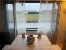 Chalet Welcome: romantisch verblijf aan het water in Wervershoof - thumbnail 4