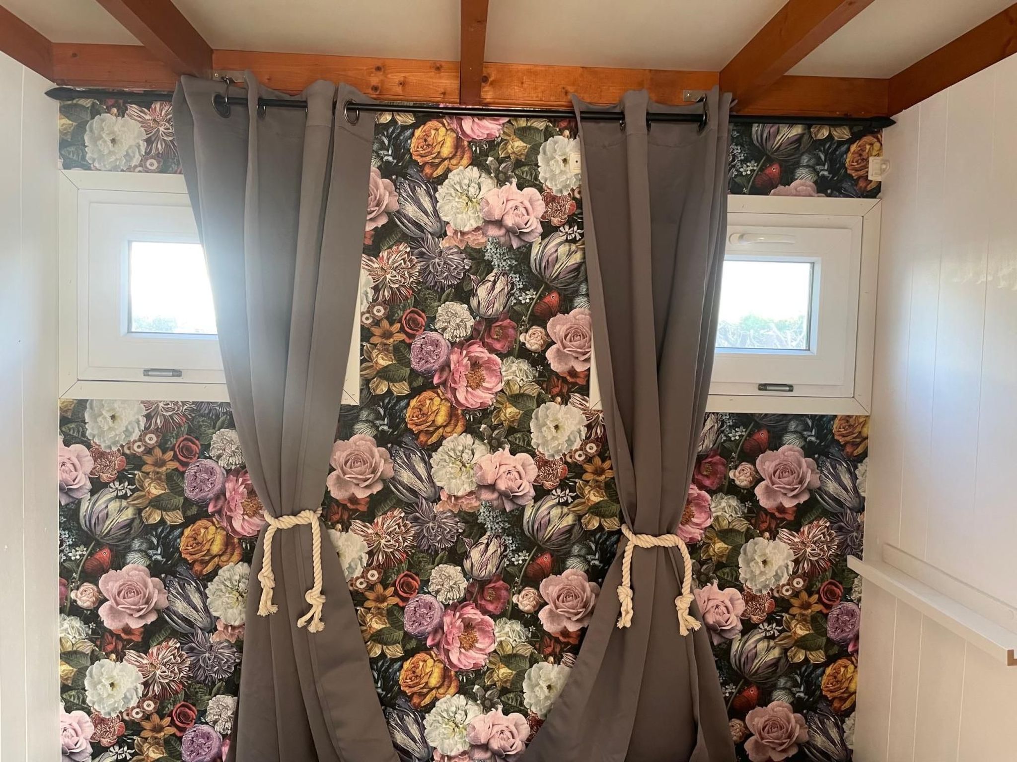 Haus Moony-Image-tags.info