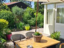 Vrijstaand vakantiehuis met privézwembad op 200m van het water in Dirkshorn - thumbnail 1