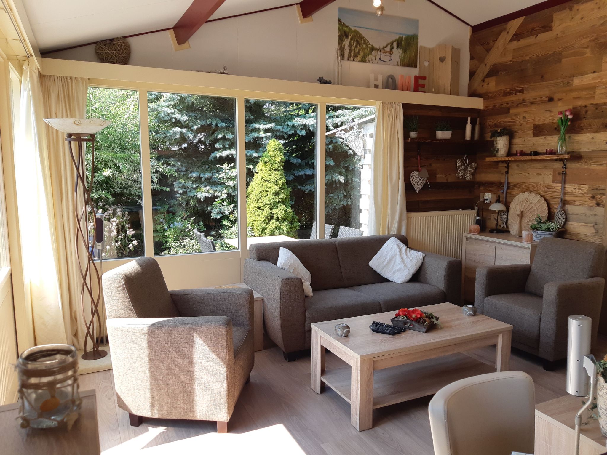 Wunderschönes Haus mit Pool, Garten und Grill