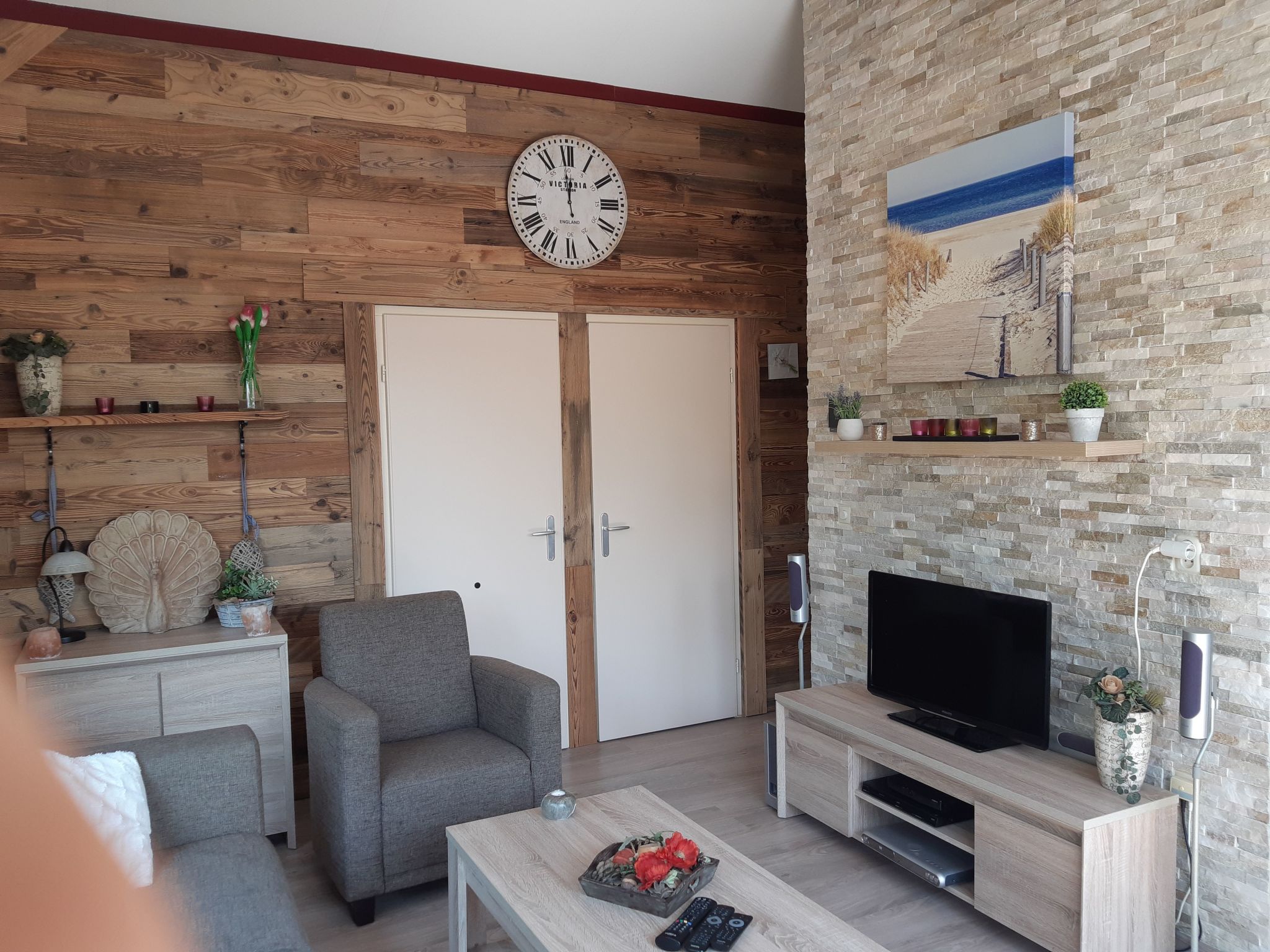 Wunderschönes Haus mit Pool, Garten und Grill