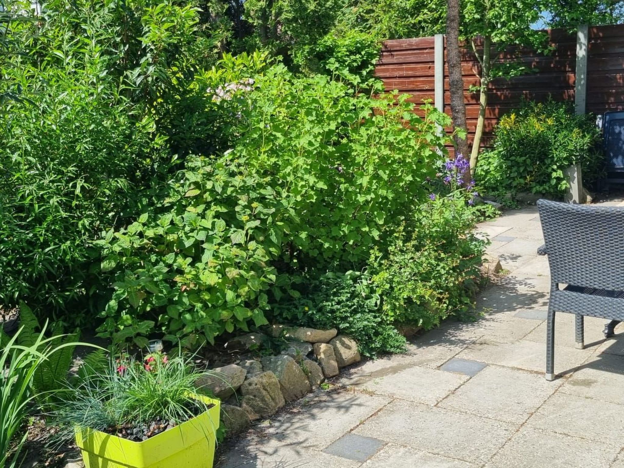 Wunderschönes Haus mit Pool, Garten und Grill-Image-tags.info