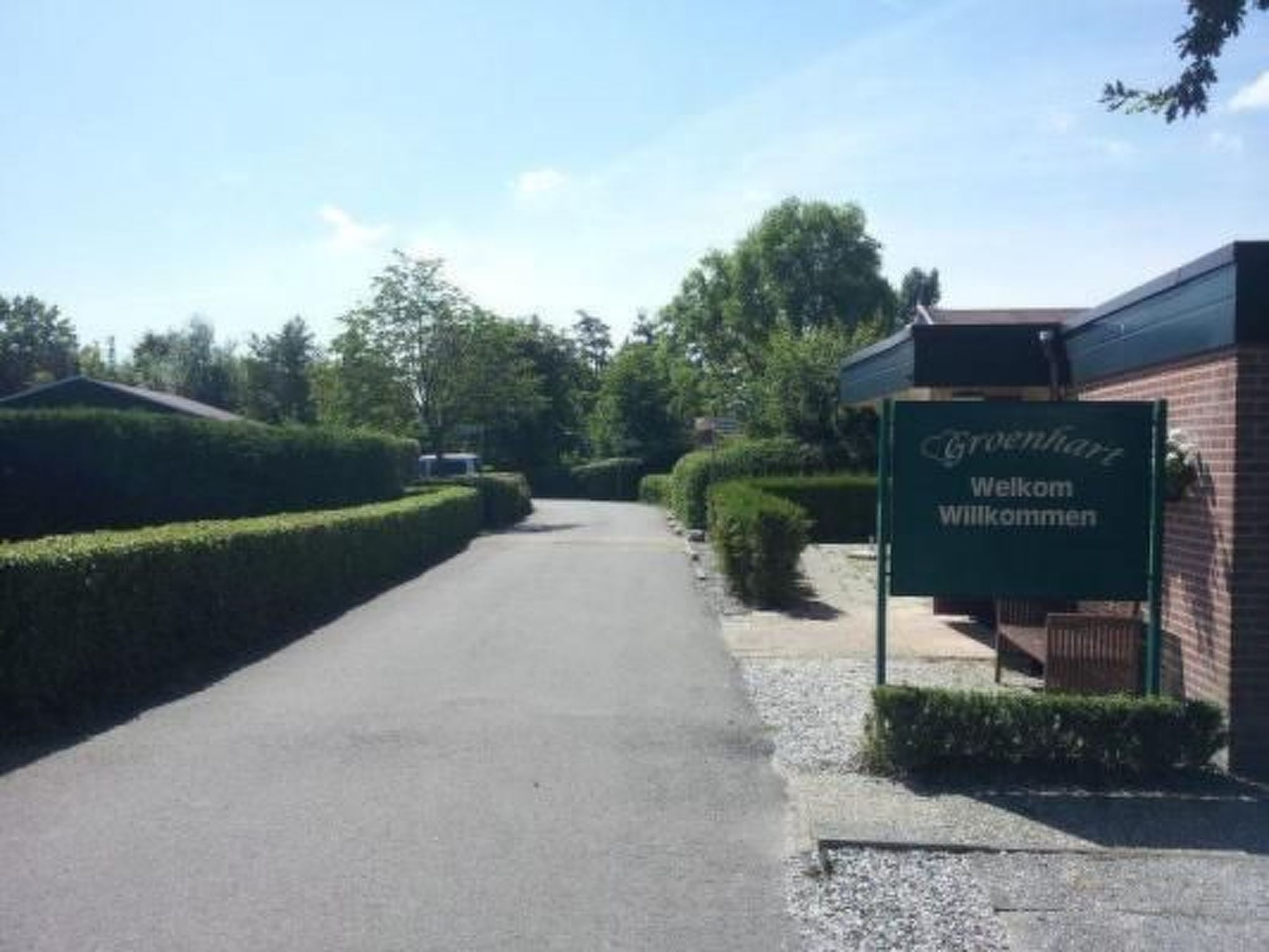 Wunderschönes Haus mit Pool, Garten und Grill-Image-tags.info