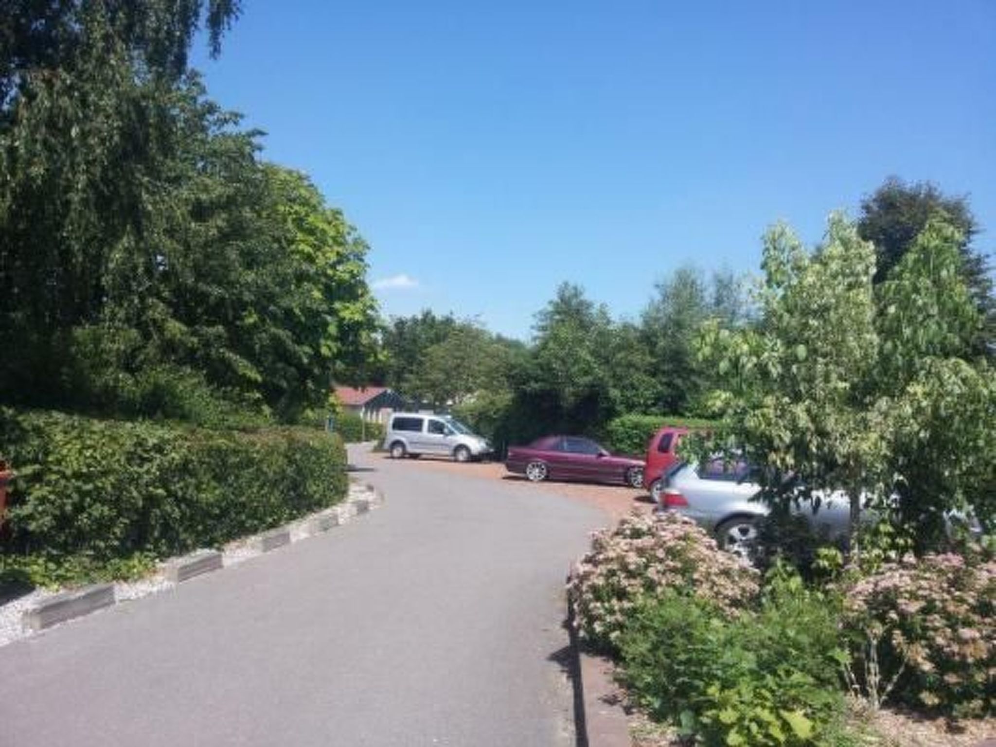 Wunderschönes Haus mit Pool, Garten und Grill-Image-tags.info