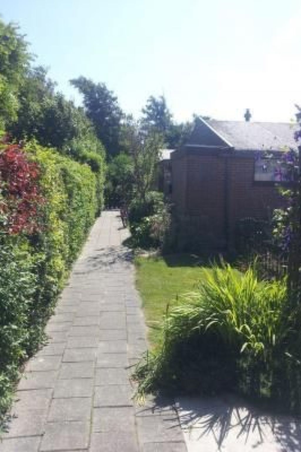 Wunderschönes Haus mit Pool, Garten und Grill-Image-tags.info