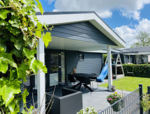 Luxe 4-persoons bungalow op golfresort in centrum Dirkshorn - thumbnail 2