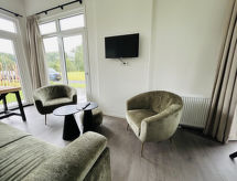 Floresta 213: Ruime familiebungalow aan golfbaan in Dirkshorn - thumbnail 5