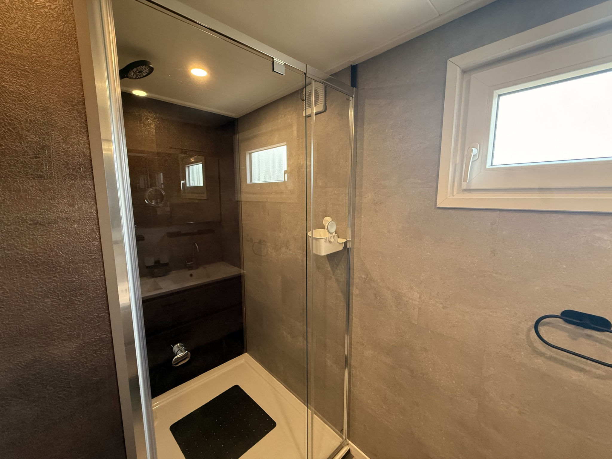 Bungalowpark de Horn - 403 - Drinnen