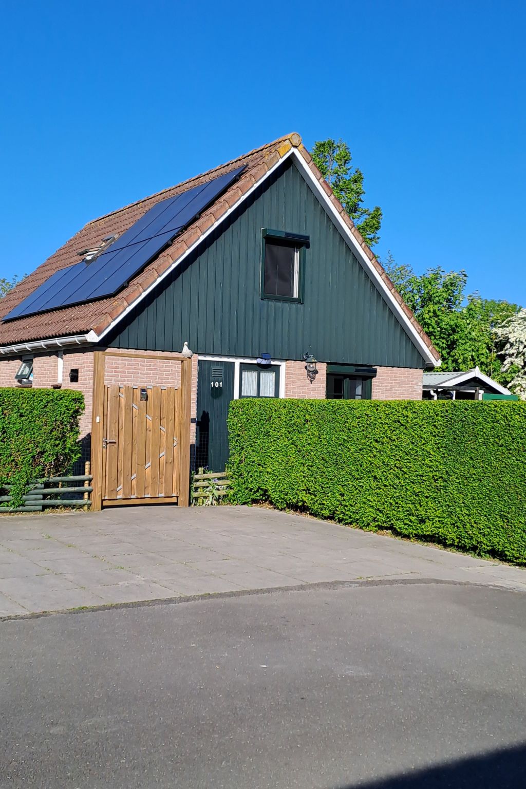 Ferienhaus mit umzäuntem Garten in Oudesluis (Niederlande) und 1 Hund erlaubt