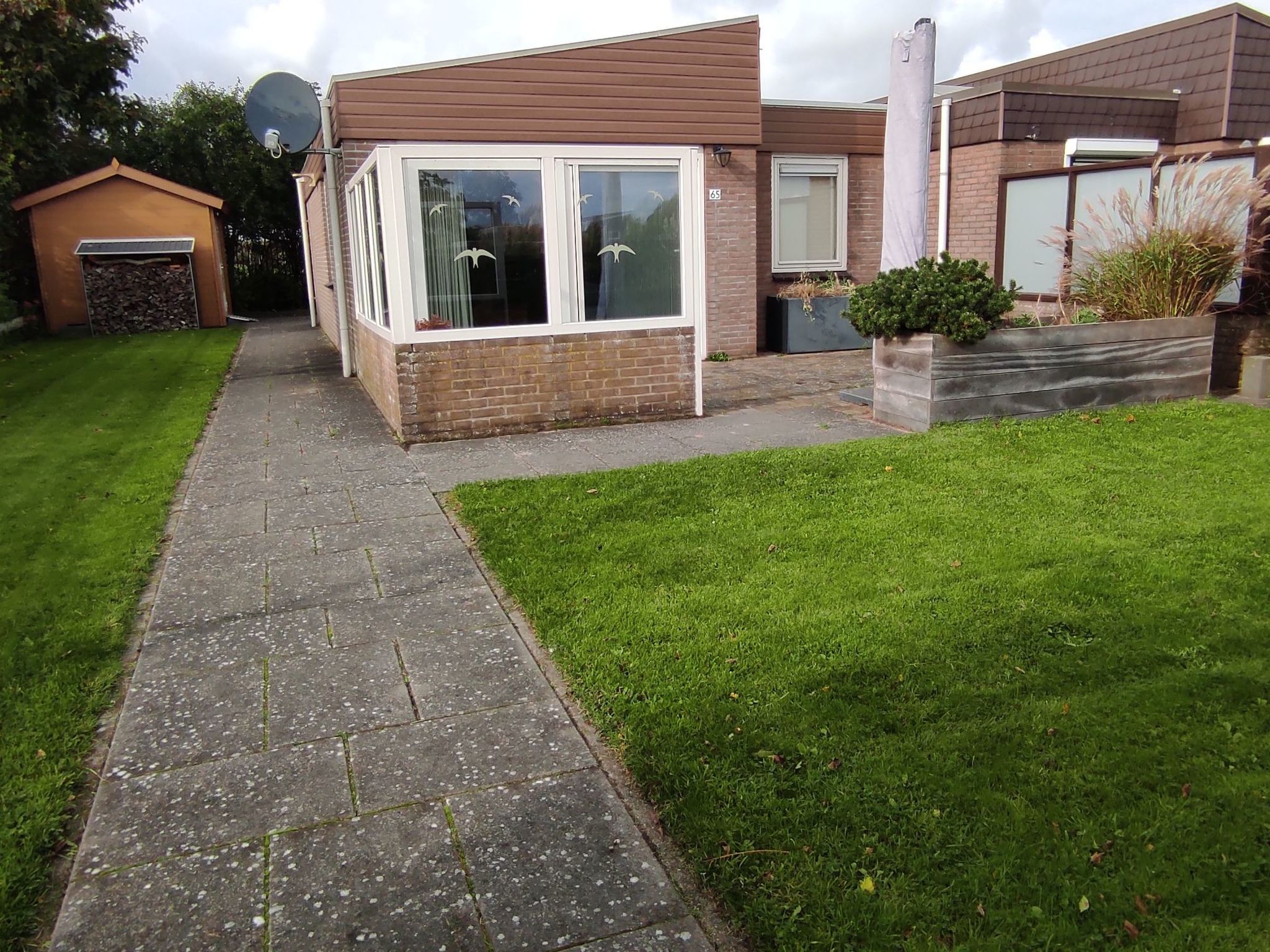 Gemütliches Ferienbungalow mit Garten-Binnen