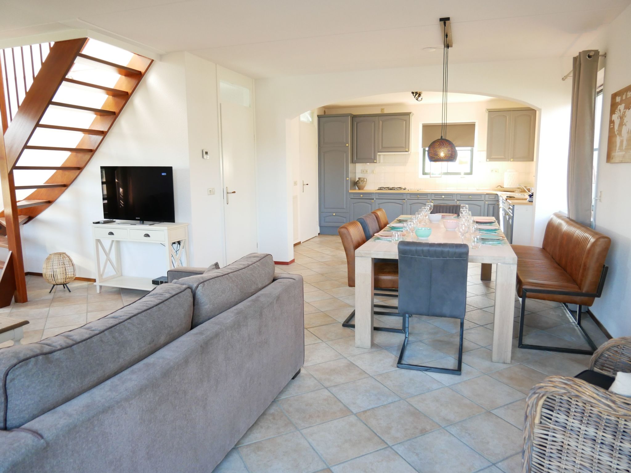 Villa Buiten 41/8-Binnen