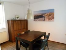 De Korre 2: Sfeervol vakantiehuis op 800 meter van zee in Callantsoog - thumbnail 4