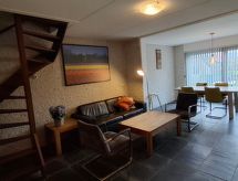 Gezellige bungalow aan zee in Callantsoog, 500m van het strand - thumbnail 4