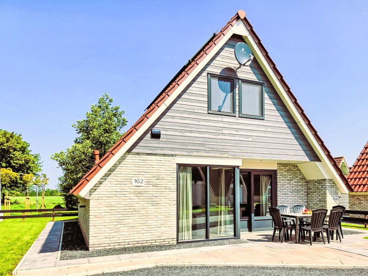 Vrijstaand vakantiehuis in Den Oever vlakbij de zee in Nederland