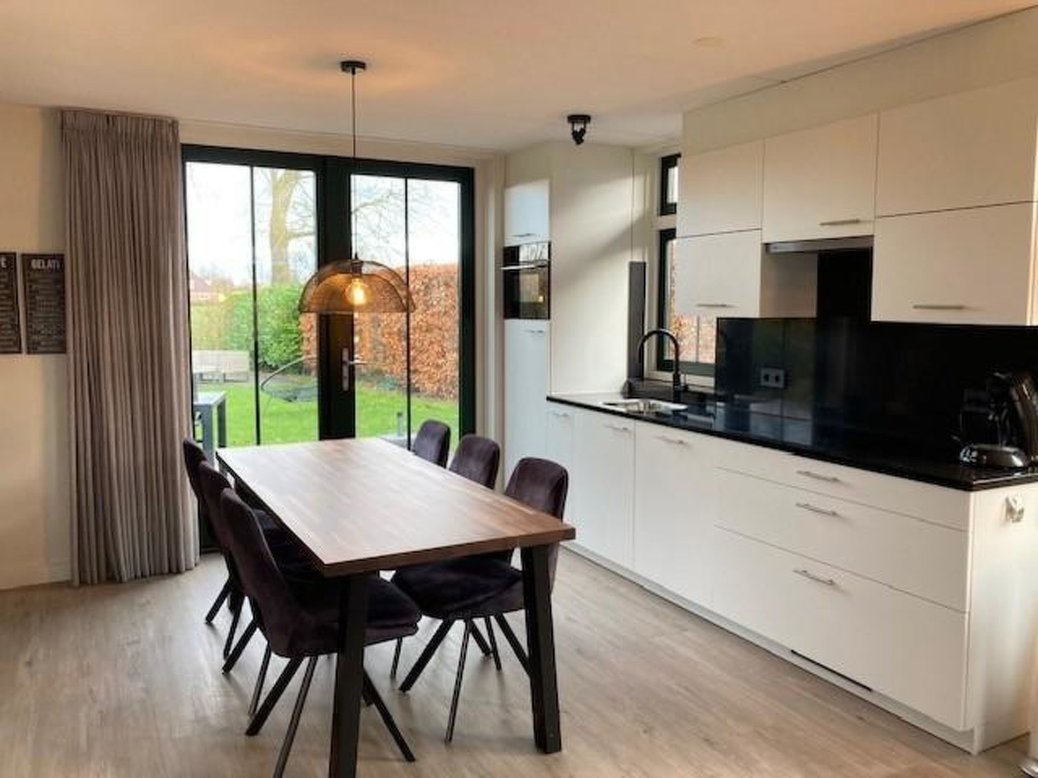 Restyled Koningshoeve 6 personen - Binnen