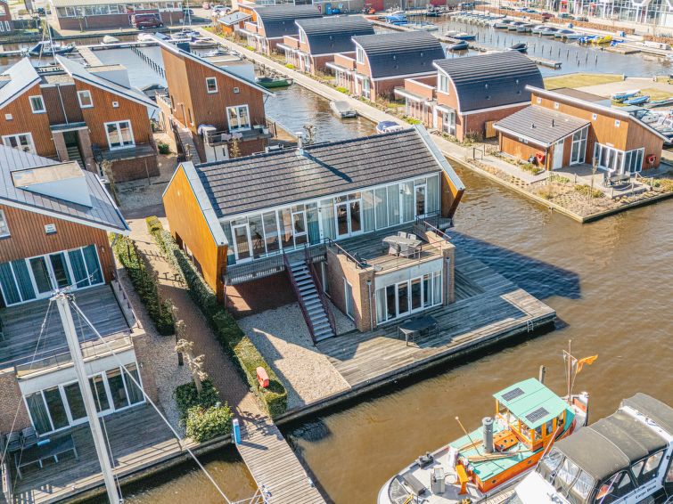 4-persoons penthouse met open haard in Uitgeest in Uitgeest