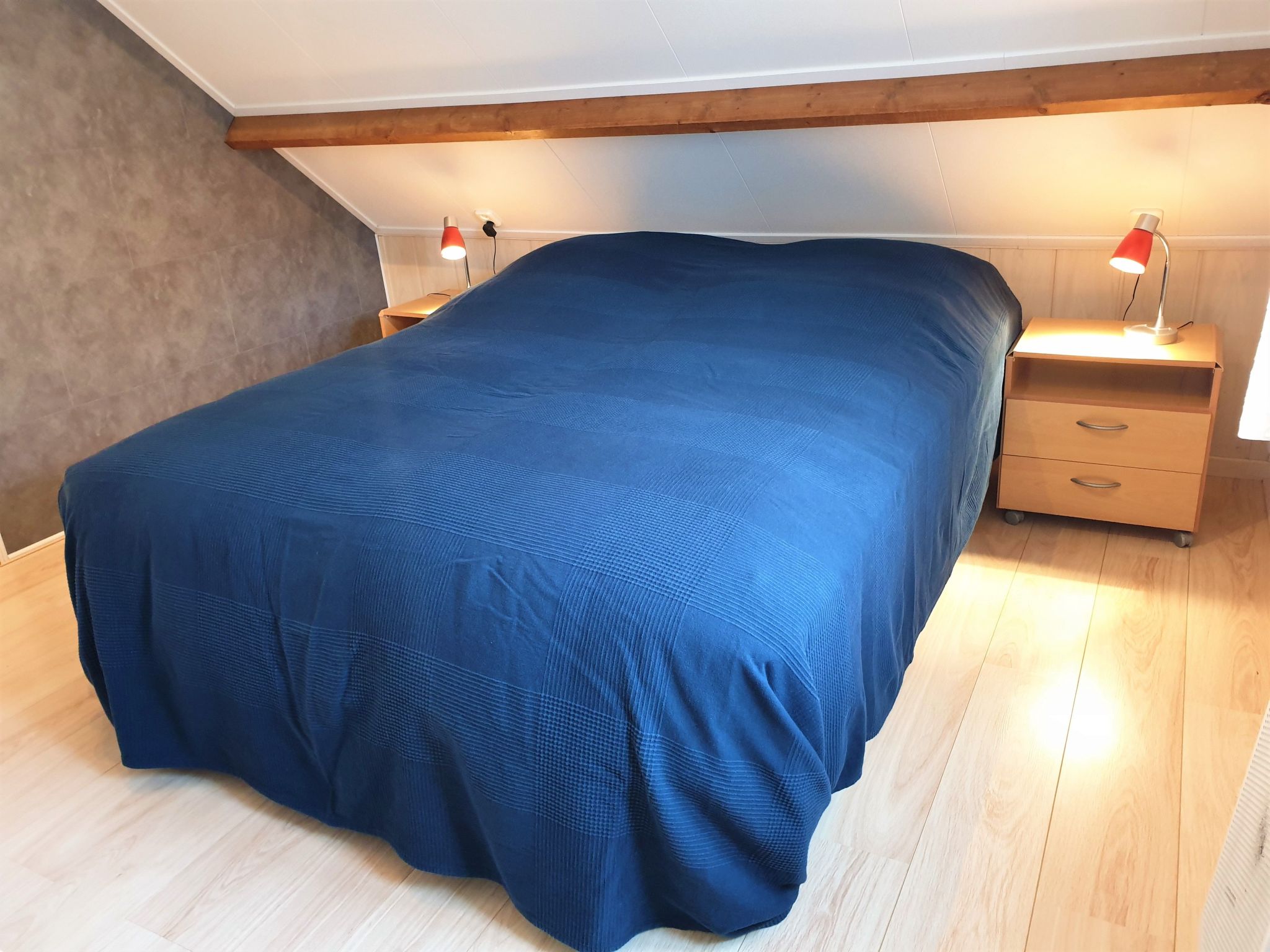 Sommerhaus in ruhiger Lage mit privatem Garten und Terrasse-Binnen