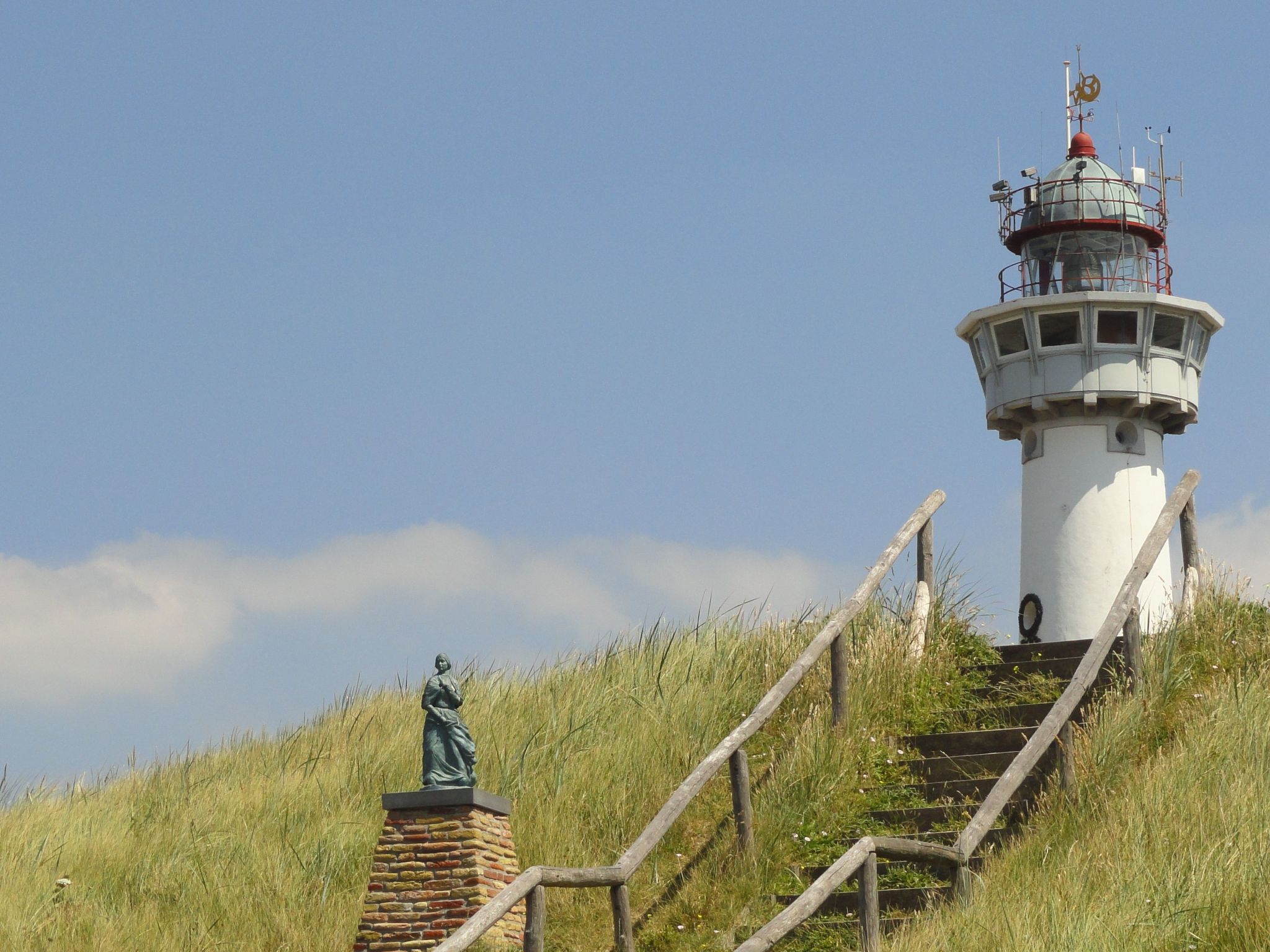 Sommerhaus in ruhiger Lage mit privatem Garten und Terrasse-Binnen