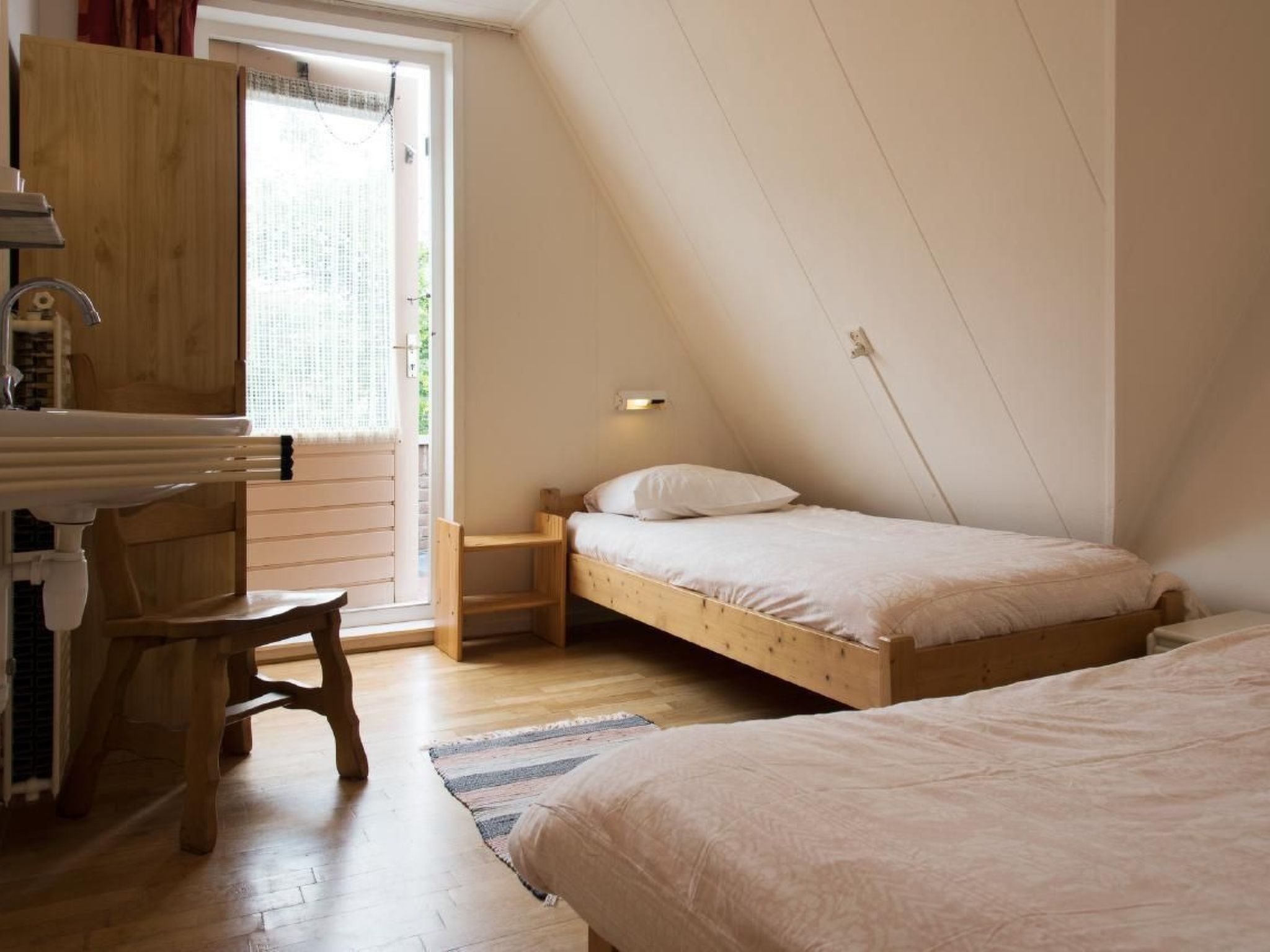 Ferienvilla mit Garten, Grill und Terrasse-Dedans