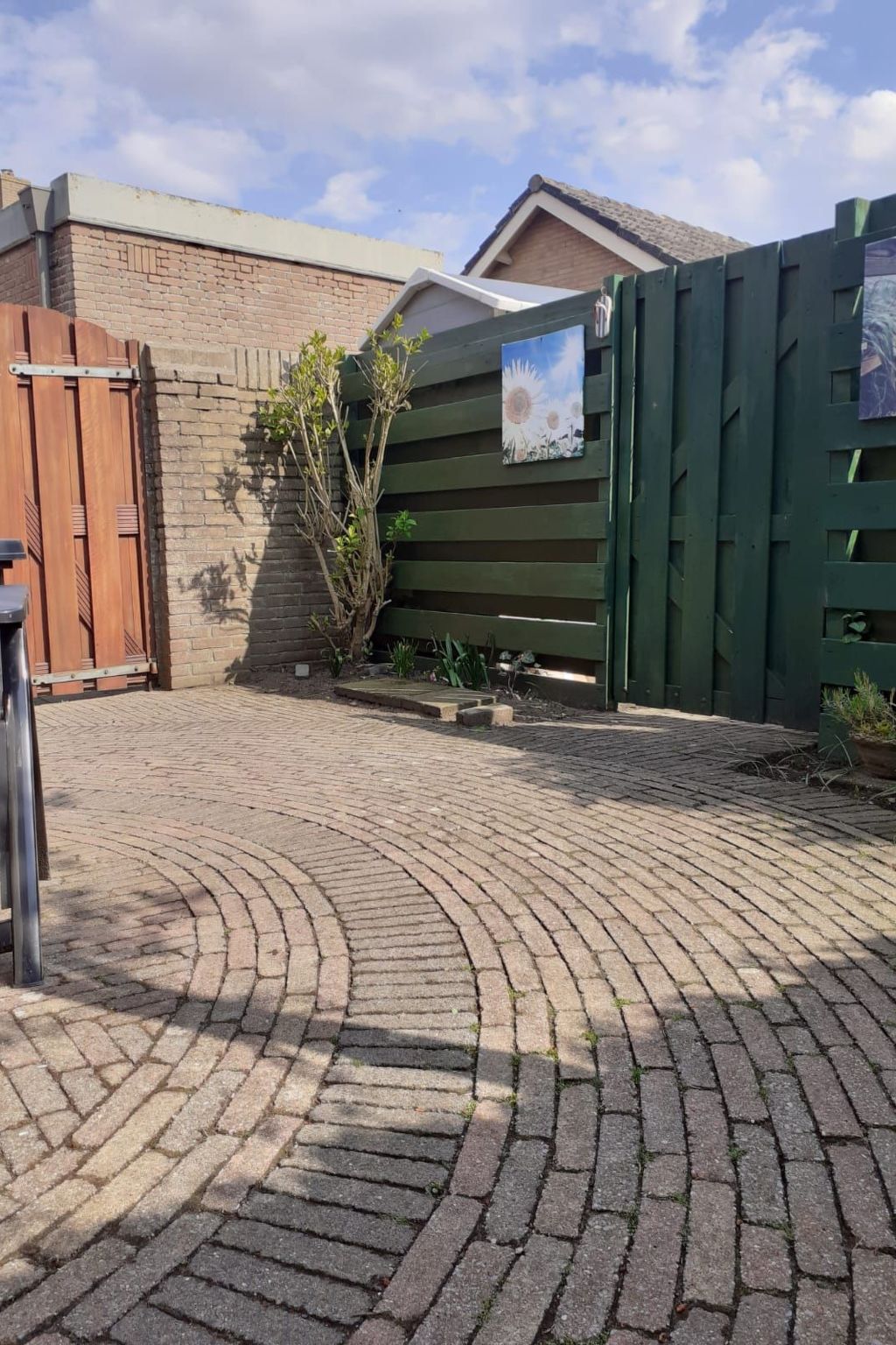 Mit privatem Garten und Terrasse-Binnen