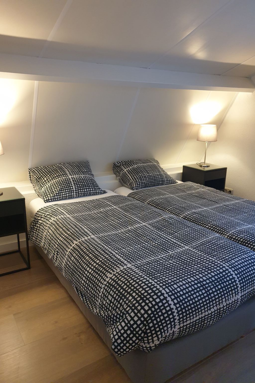 Mit privatem Garten und Terrasse-Binnen