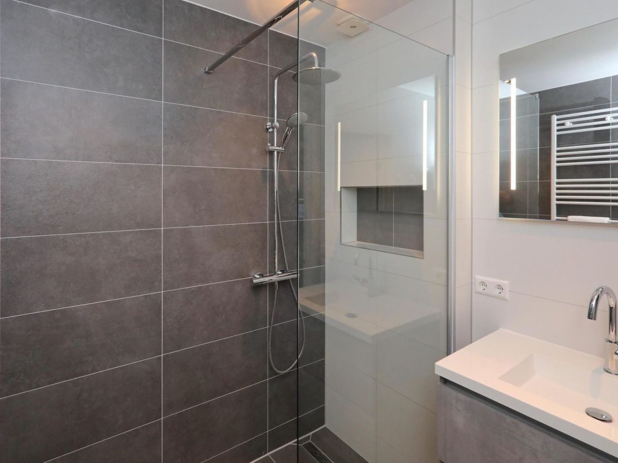 Hollandsche Tulp-Binnen