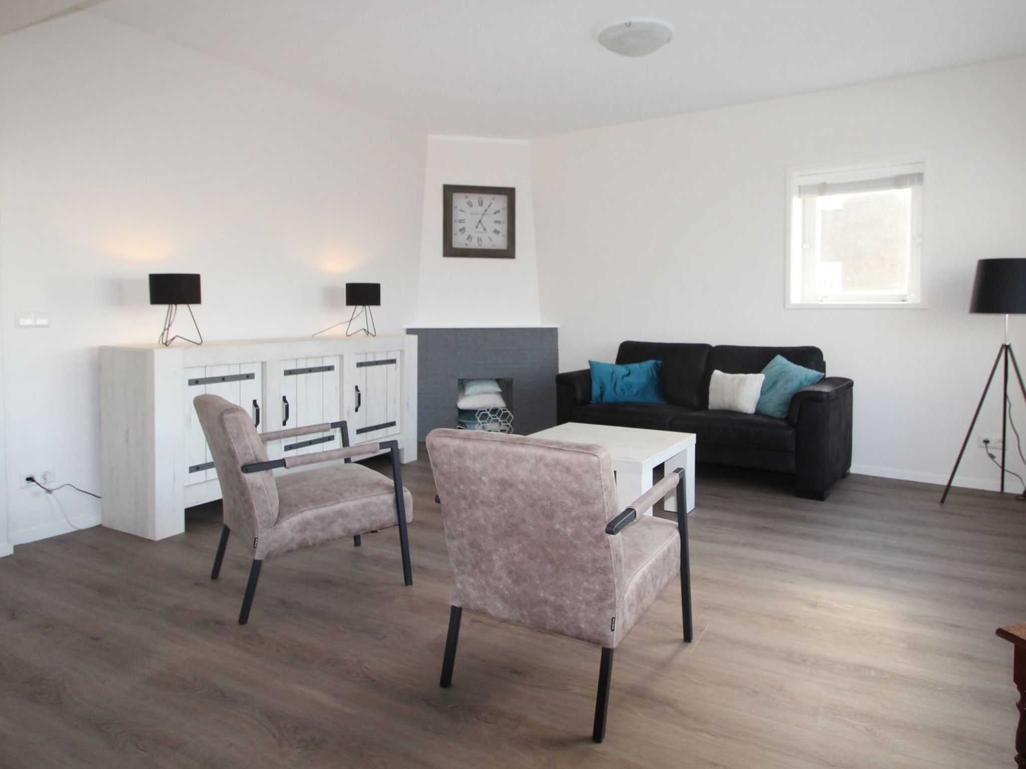 ViewRoyal  Ferienwohnung mit Meerblick in Katwijk-Drinnen