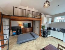 Romantisch verblijf in historische bosbungalow met zwembad in Wassenaar - thumbnail 3