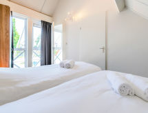 Vrijstaand vakantiehuis aan strand en golfbaan in Hellevoetsluis - thumbnail 4