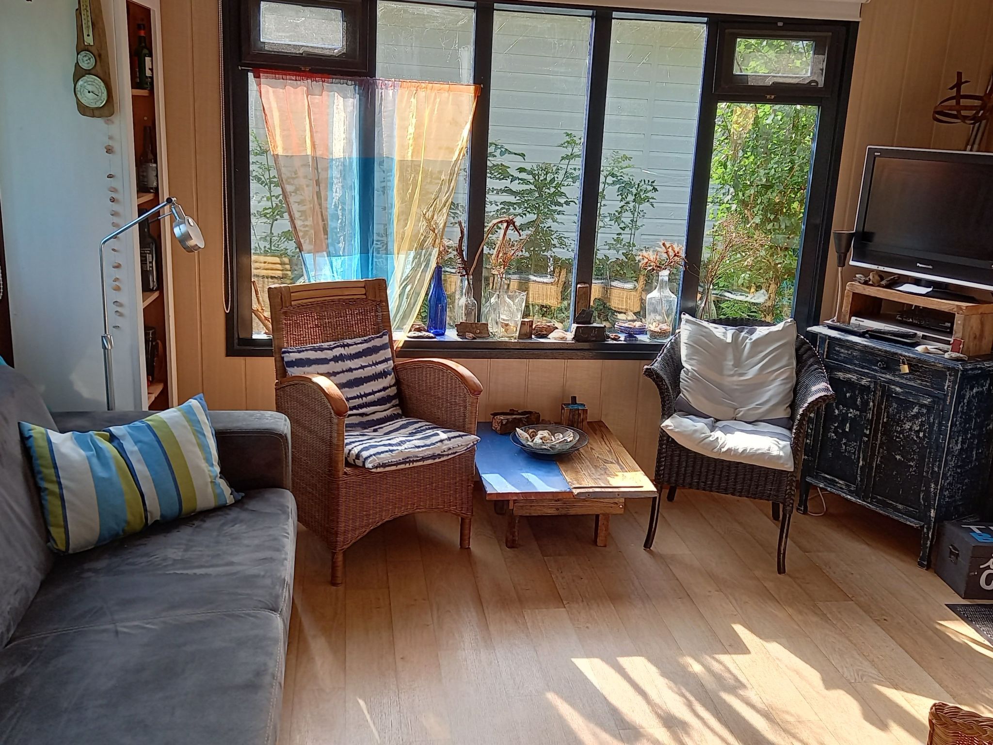 Gemütliches Mobilheim mit 3 Schlafzimmern-Image-tags.info