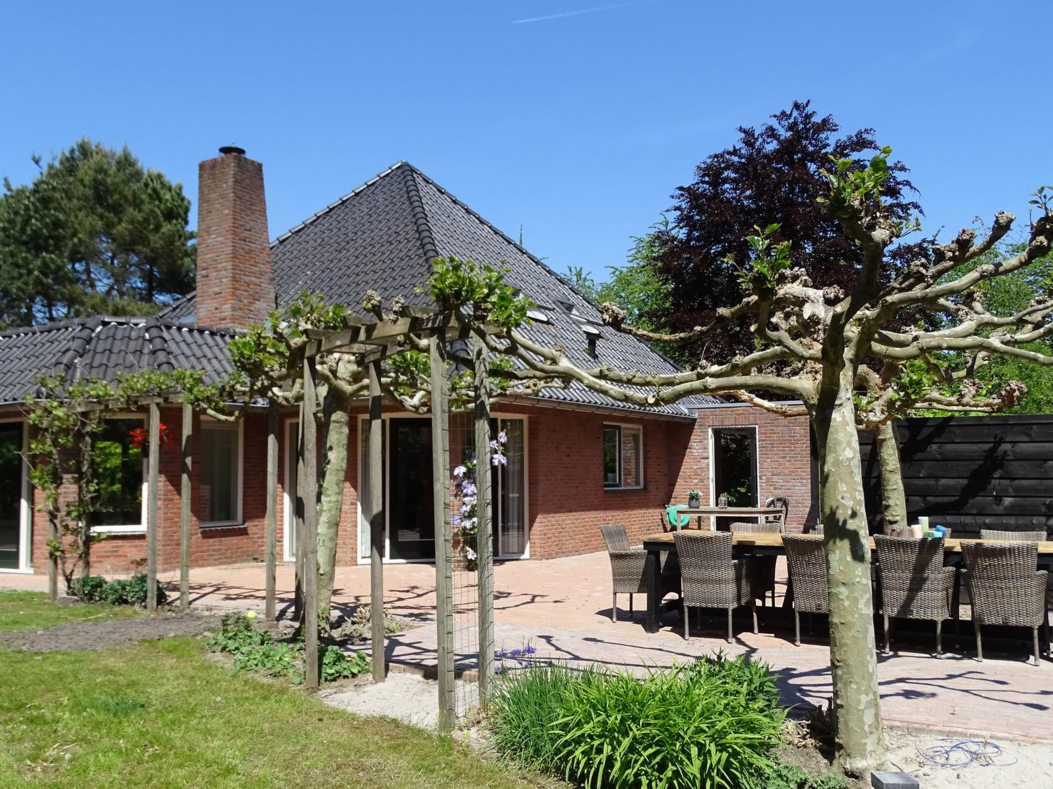 De Glamping - Villa met slaaplodge & wellness