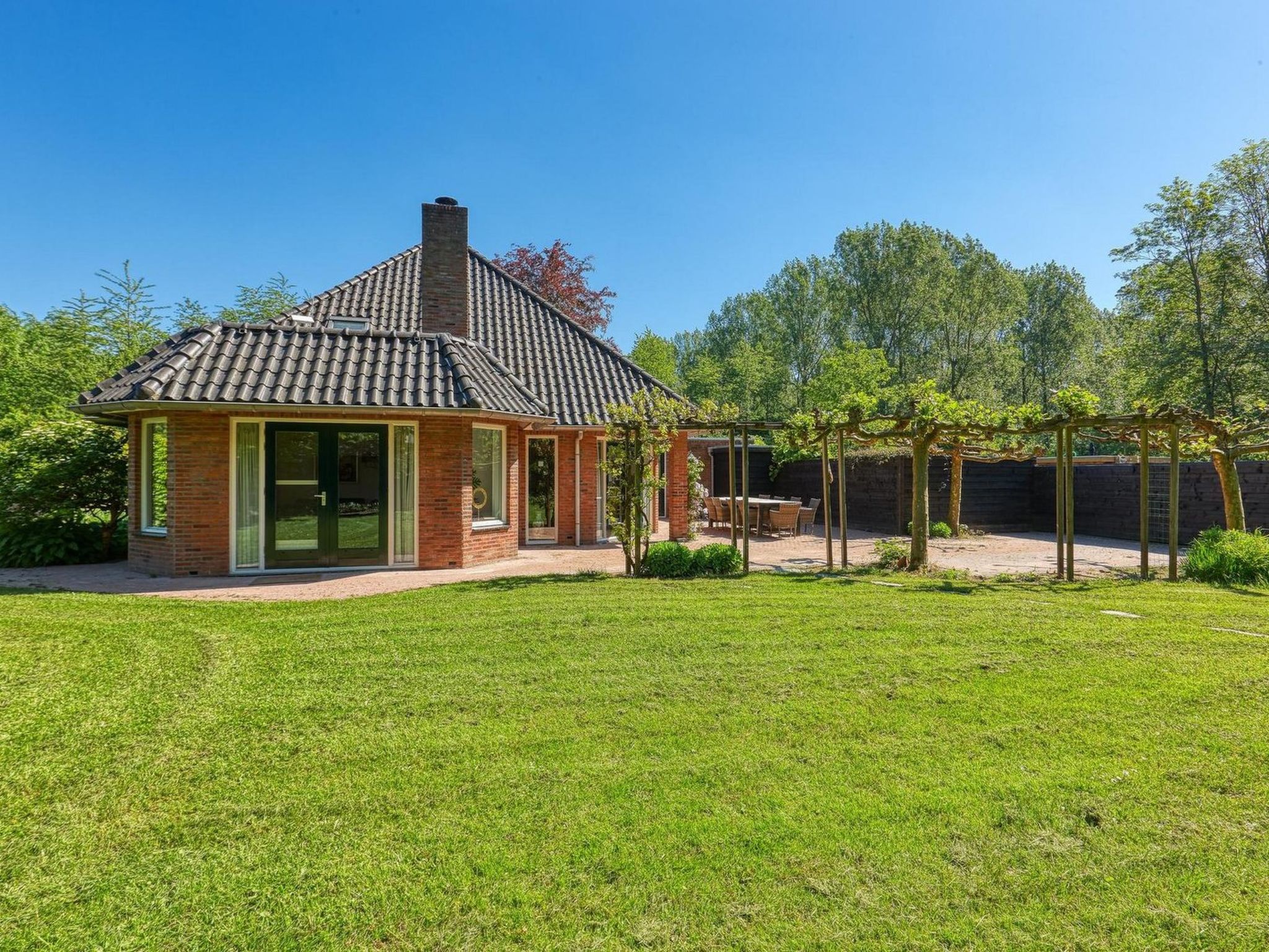 De Glamping - Villa met slaaplodge & wellness
