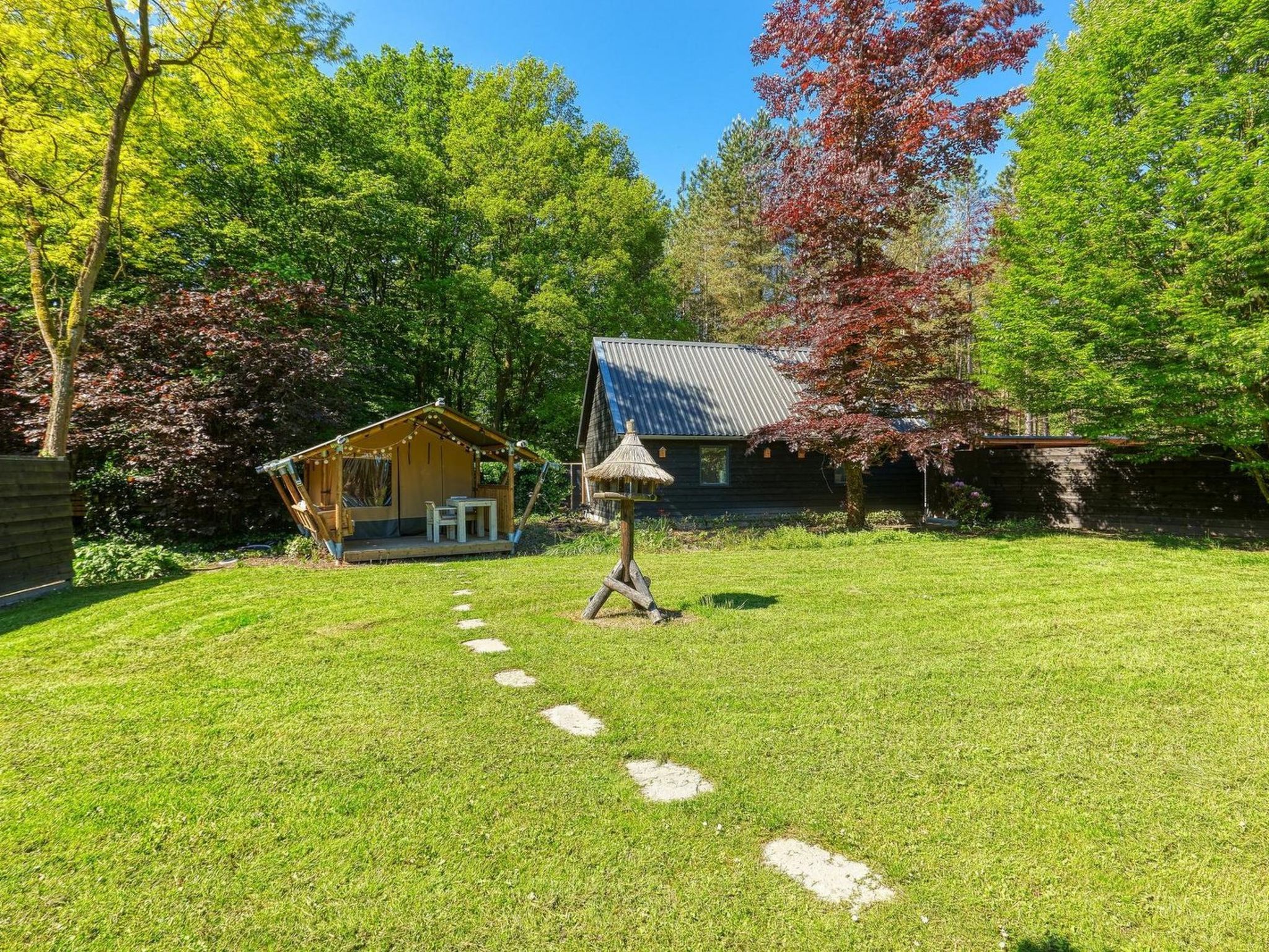 De Glamping - Villa met slaaplodge & wellness - Buiten