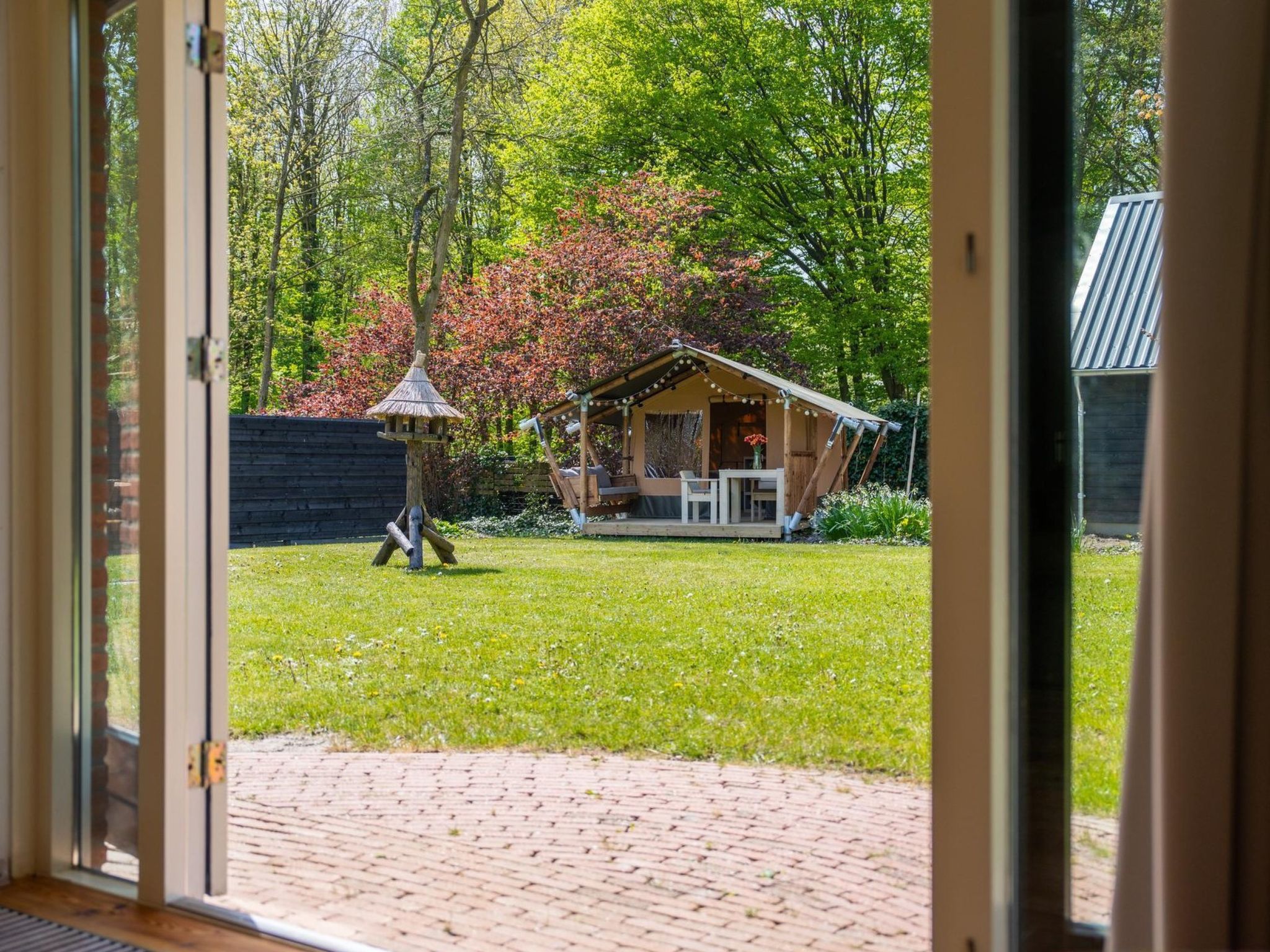 De Glamping - Villa met slaaplodge & wellness - Buiten