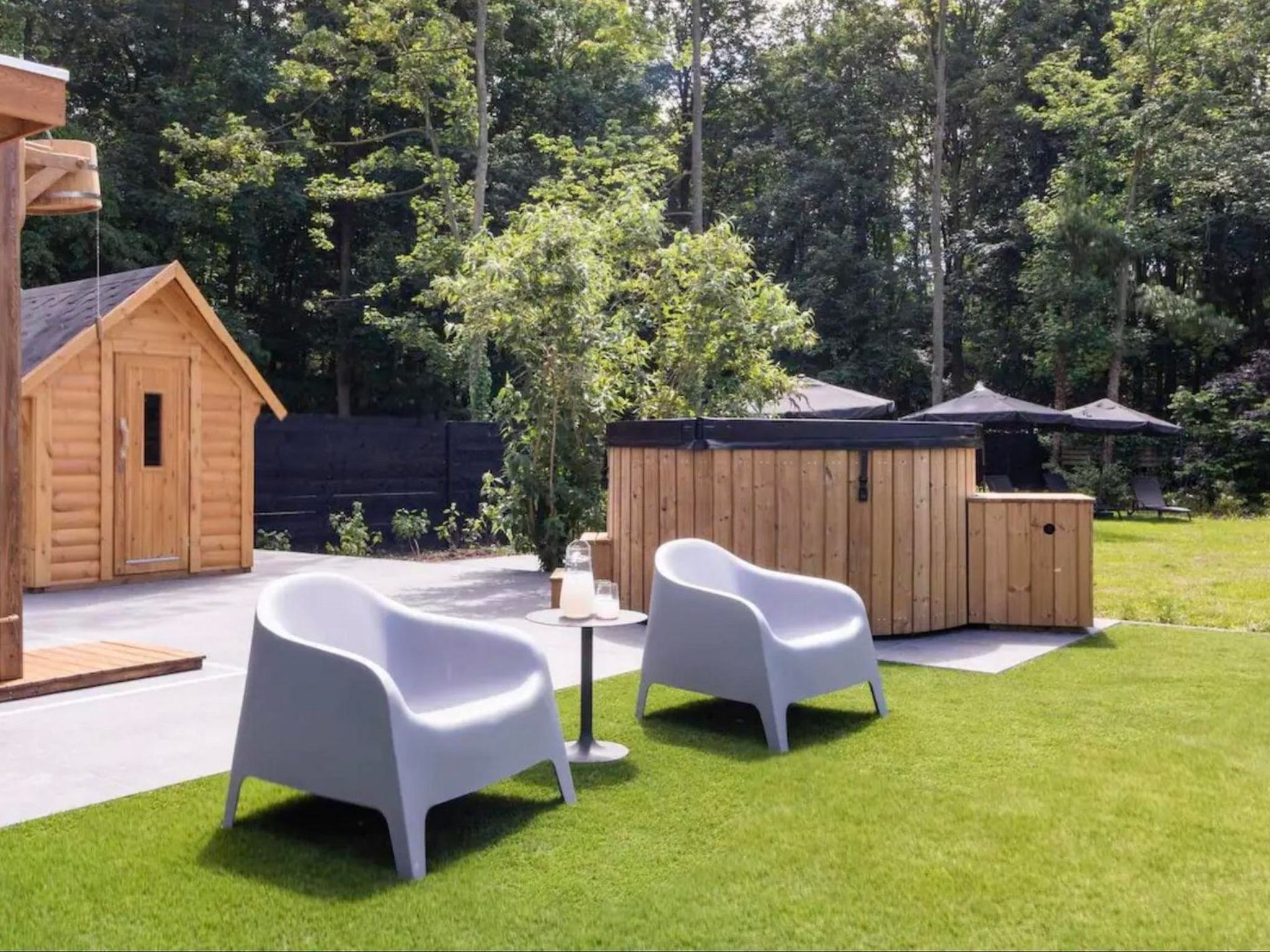 De Glamping - Villa met slaaplodge & wellness - Buiten