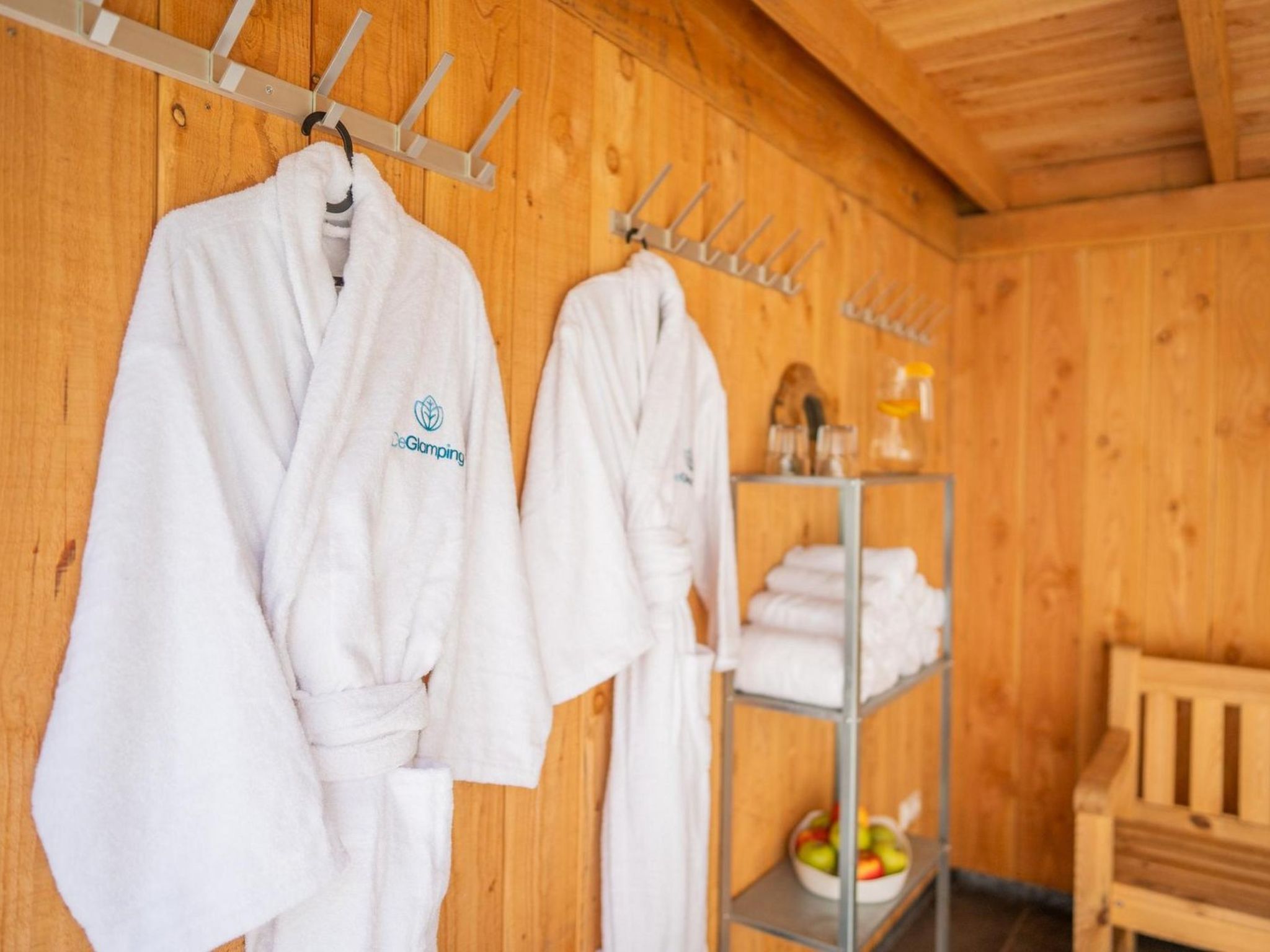 De Glamping - Villa met slaaplodge & wellness - Buiten