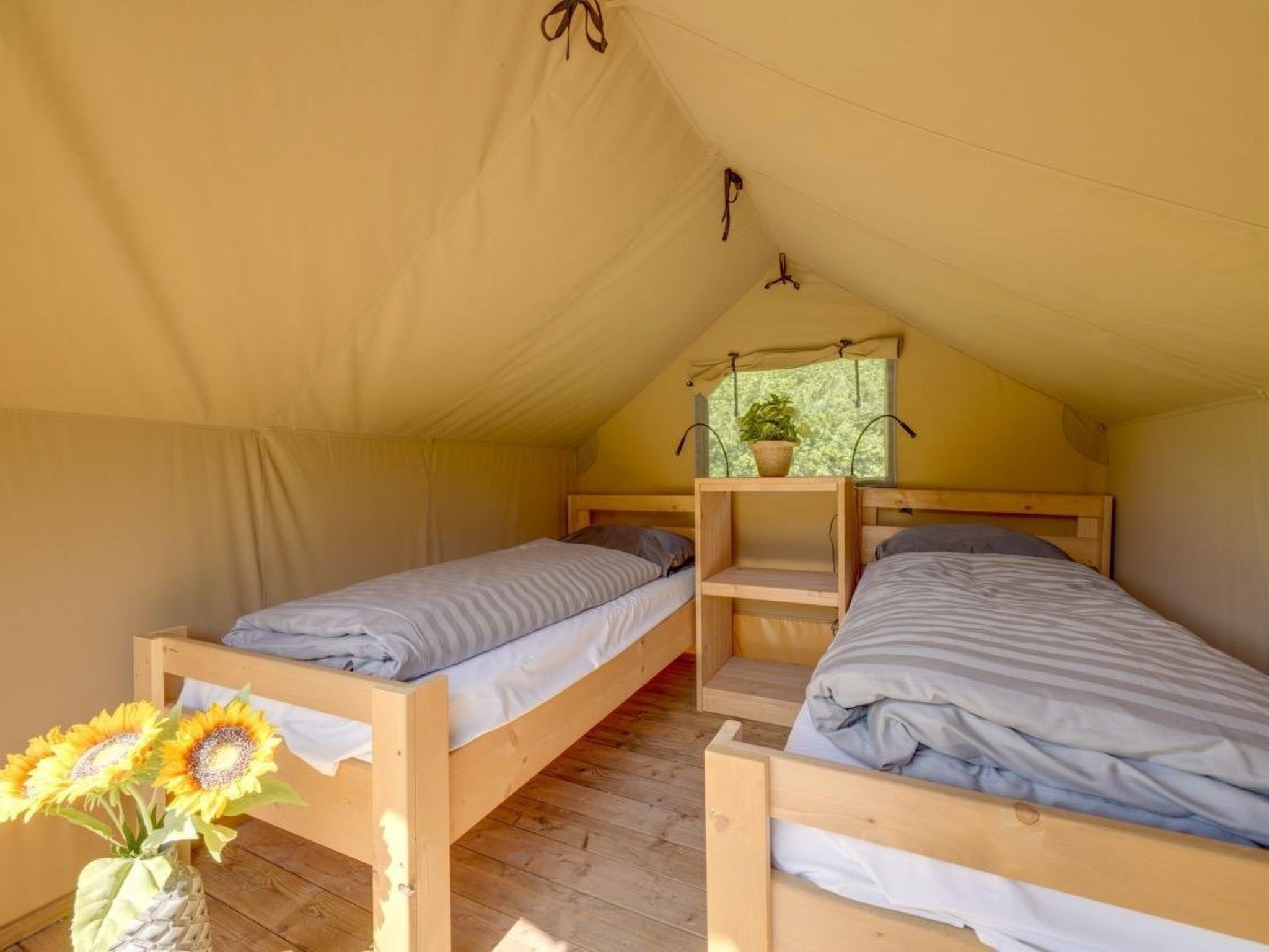 De Glamping - Combo Lodge | 5 p lodge + 2 p tent - Buiten