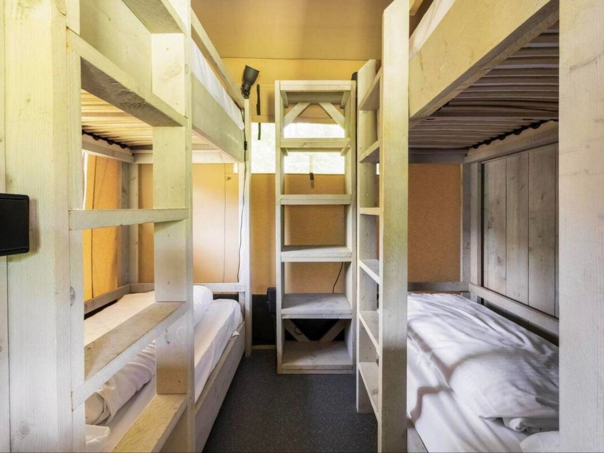 De Glamping - Trio Lodge | 18p - Draußen