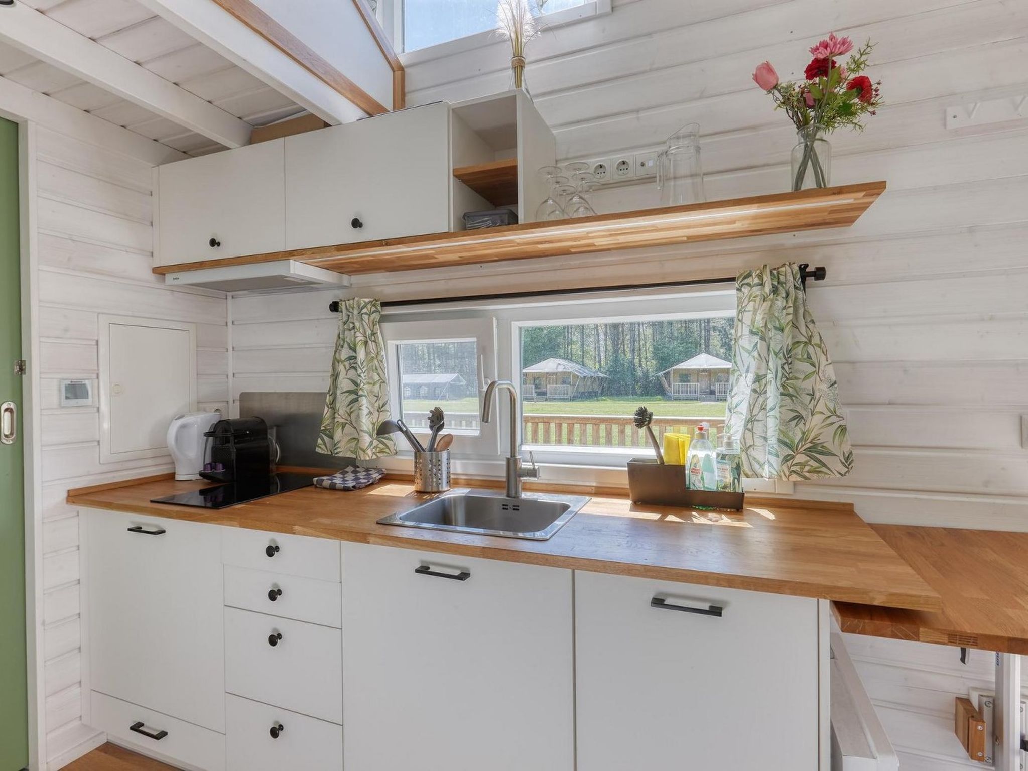 De Glamping - Groene Tiny House | 6p - Draußen