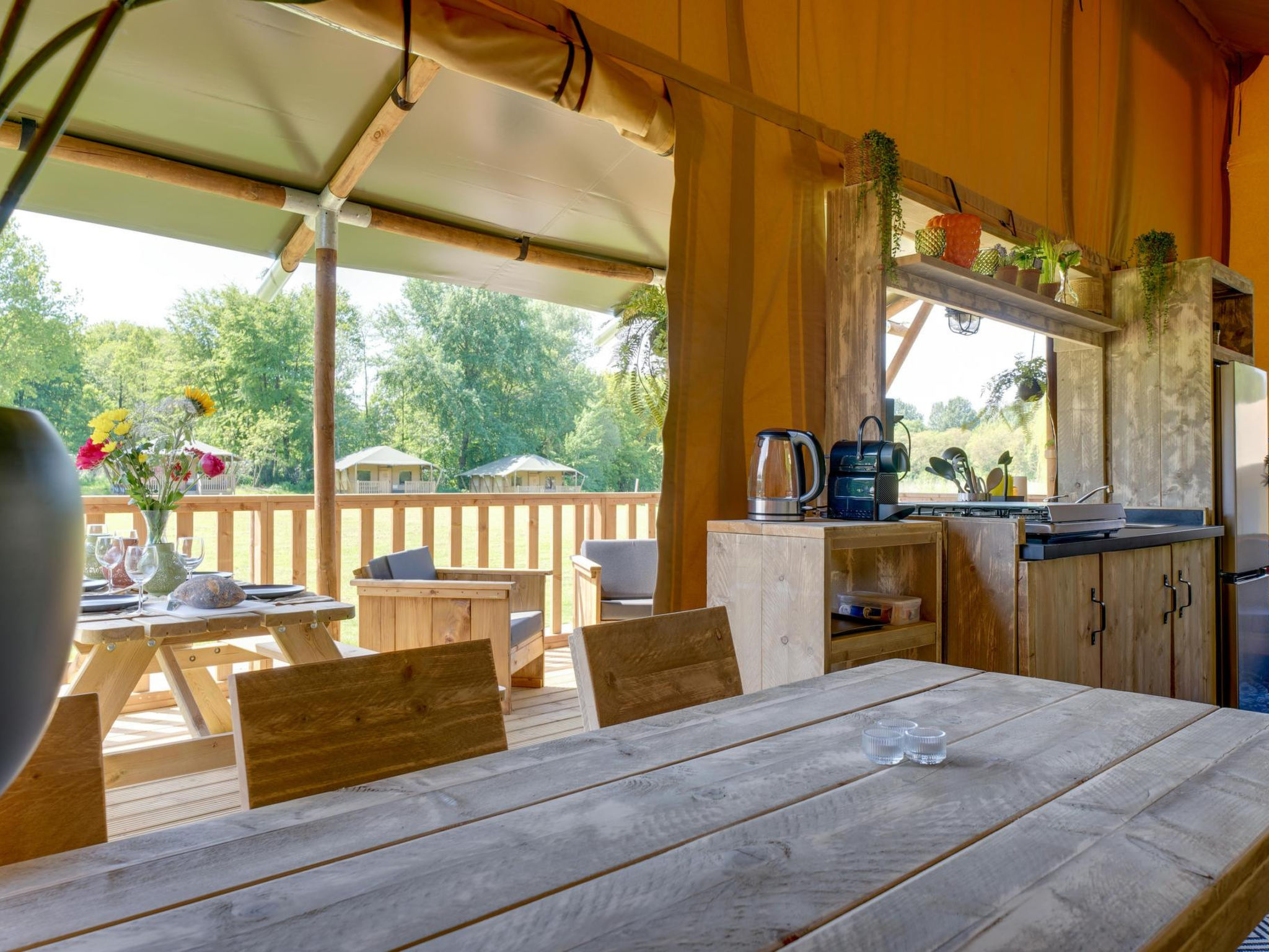 De Glamping - Sunny Duo | 8p - Drinnen